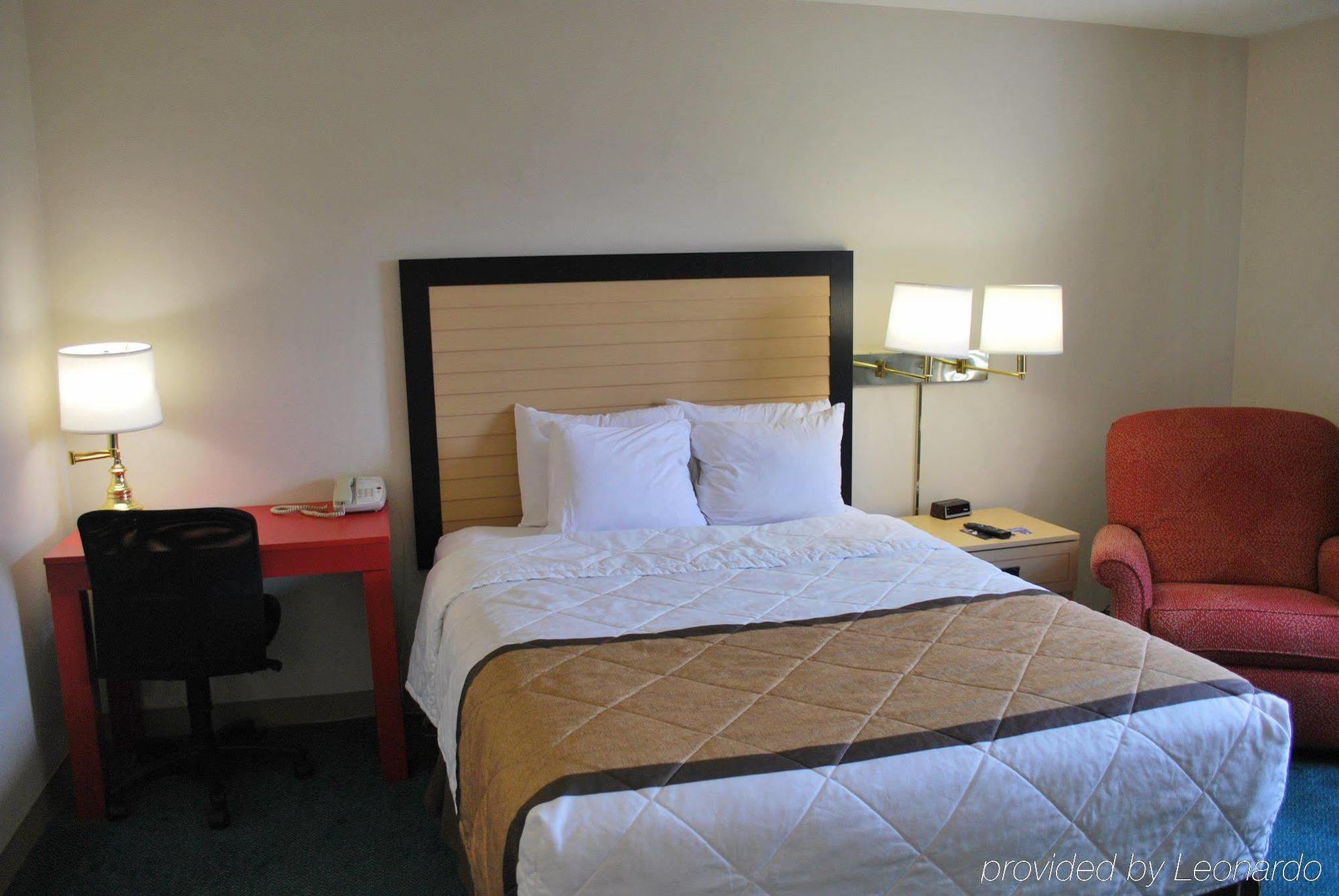 Extended America - St Louis - St Peters 2*
